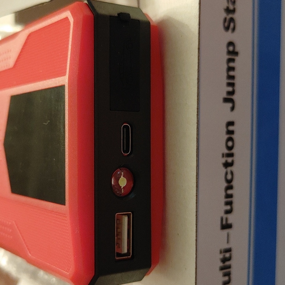 Multi-Function Jump Starter - Black & Red - Picture 6 of 7
